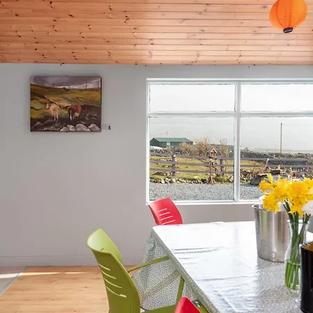 Into The Burren Gasthuis 4*