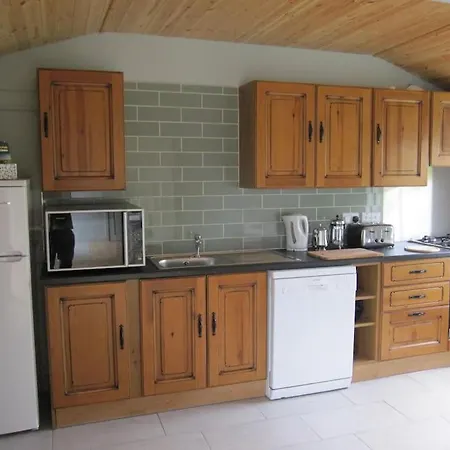 Into The Burren Gasthuis 4*