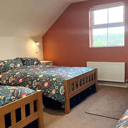 Gasthuis Into The Burren