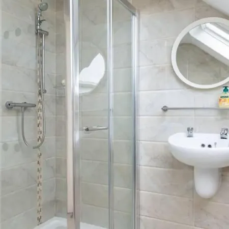 Gasthuis Into The Burren 4*