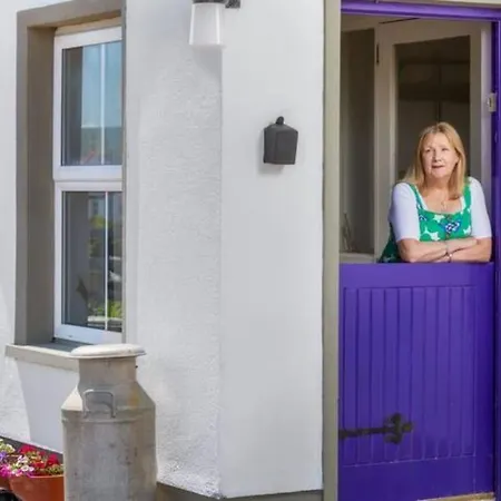 Gasthuis Into The Burren 4*