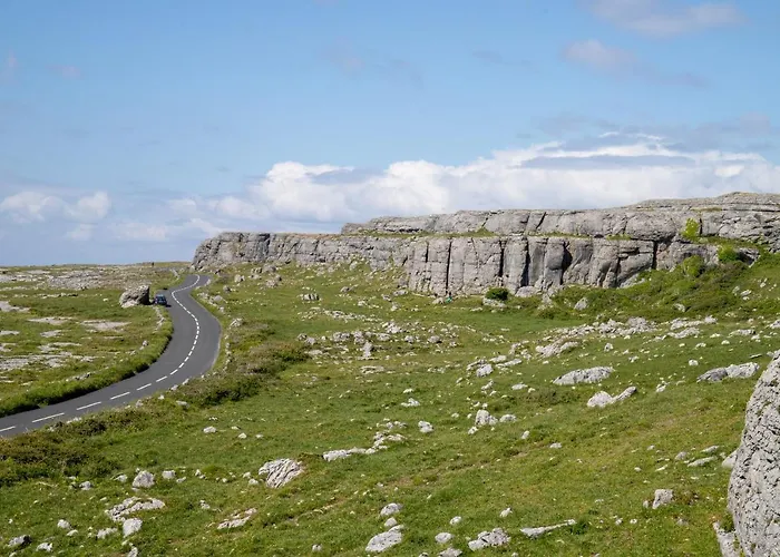Into The Burren Guest house Murroogh