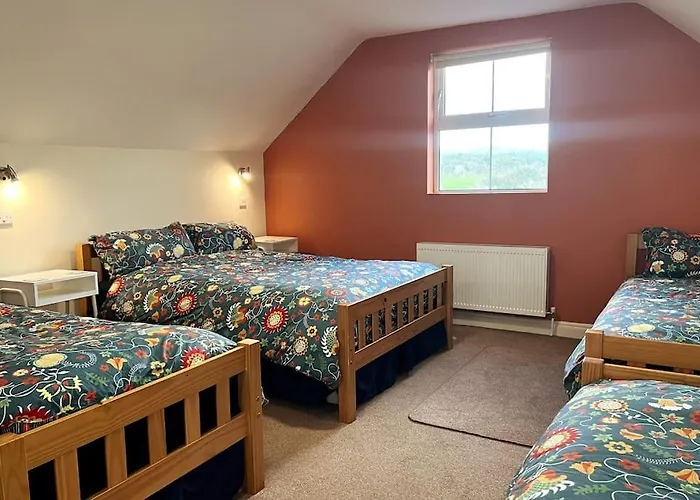 Guest house Into The Burren 4*